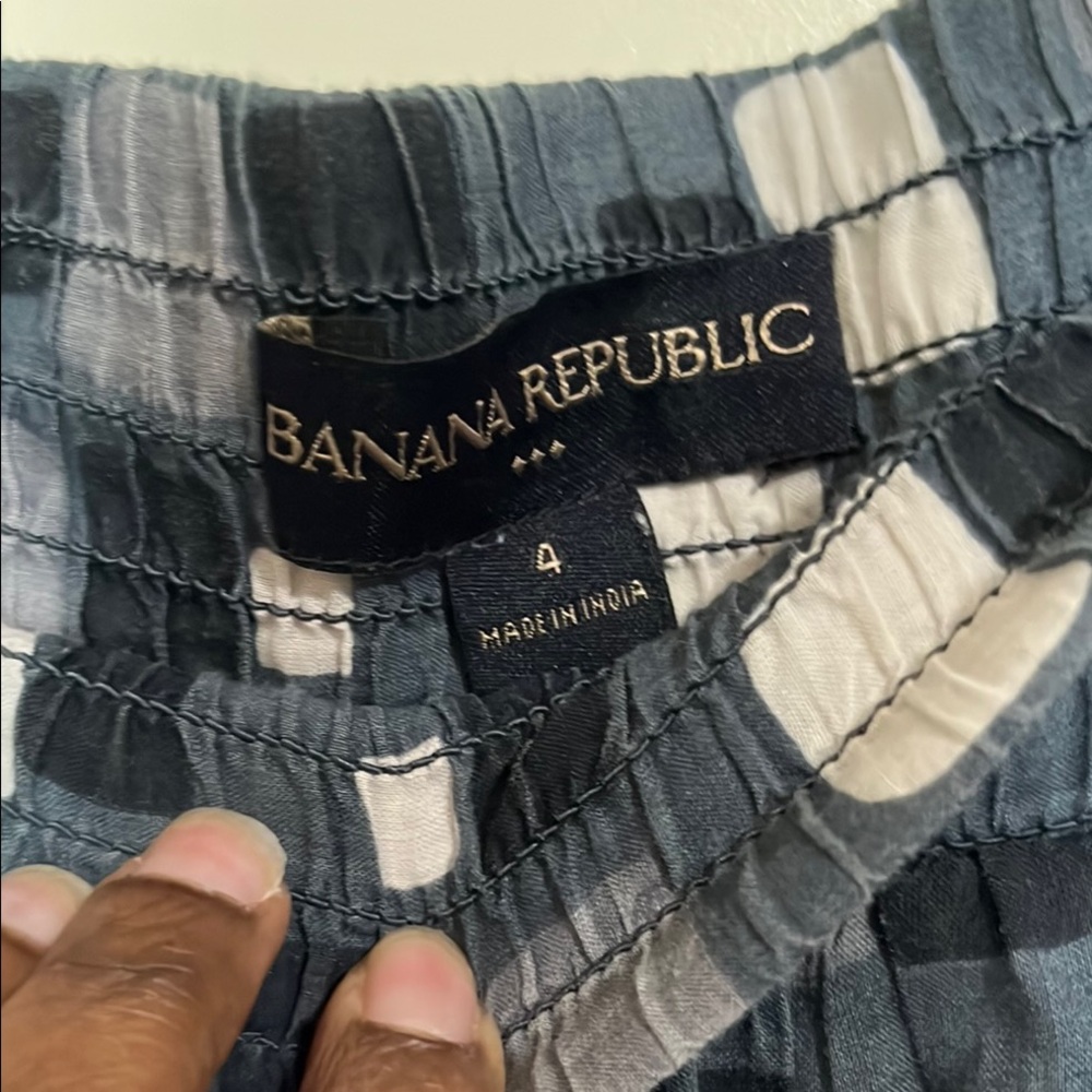 Banana Republic Black and White Skater Mini Skirt - Picture 2 of 5
